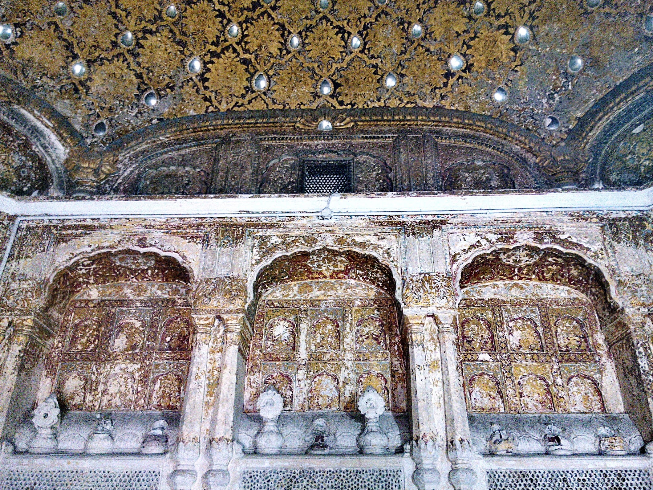 Inlay decoration : Interior