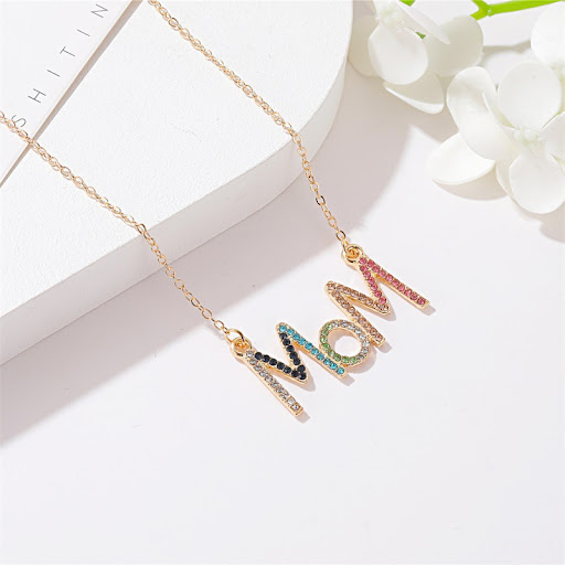 Title 5, Diamond Mom Letter Necklace Personality Celebra...
