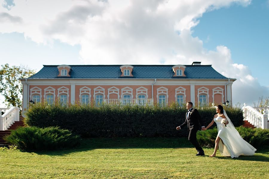 Fotógrafo de bodas Dmitriy Gievskiy (dmgievsky). Foto del 9 de octubre 2019