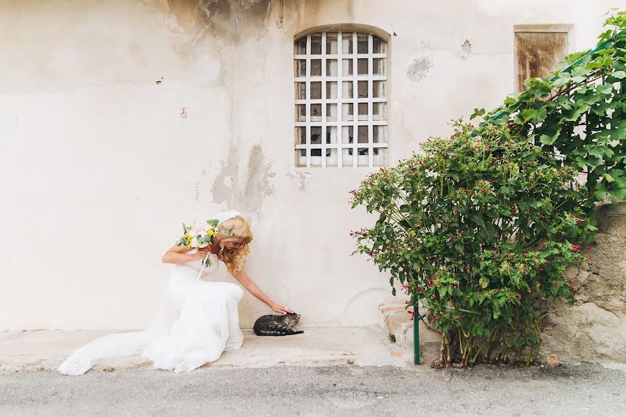 Fotógrafo de casamento Anna Evgrafova (fishfoto). Foto de 14 de novembro 2016