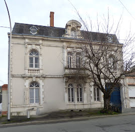 maison à Thouars (79)