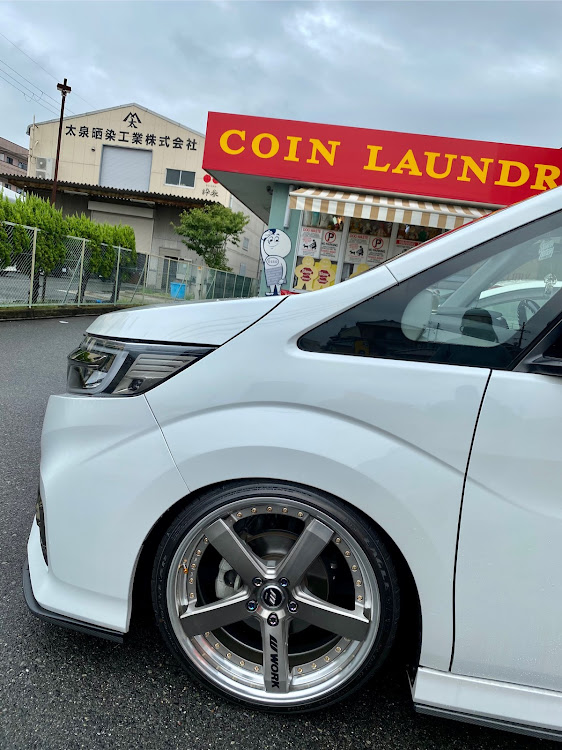 ステップワゴンスパーダの9月もよろしくお願いします。・家族団欒・雑貨屋さん巡り・workwheels・シンプルスタイルに関するカスタム事例の投稿画像1枚目