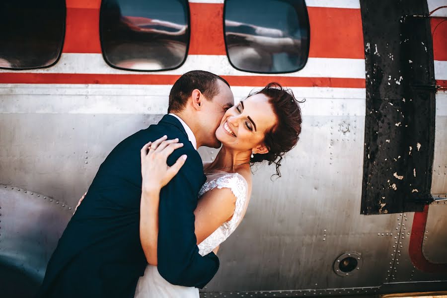 Wedding photographer Dmitriy Makarchenko (weddmak). Photo of 7 May 2019