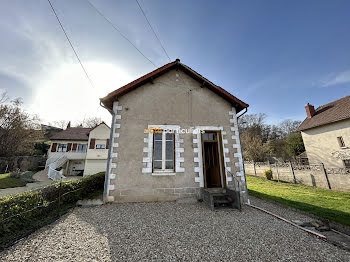 maison à Saint-Amand-Montrond (18)