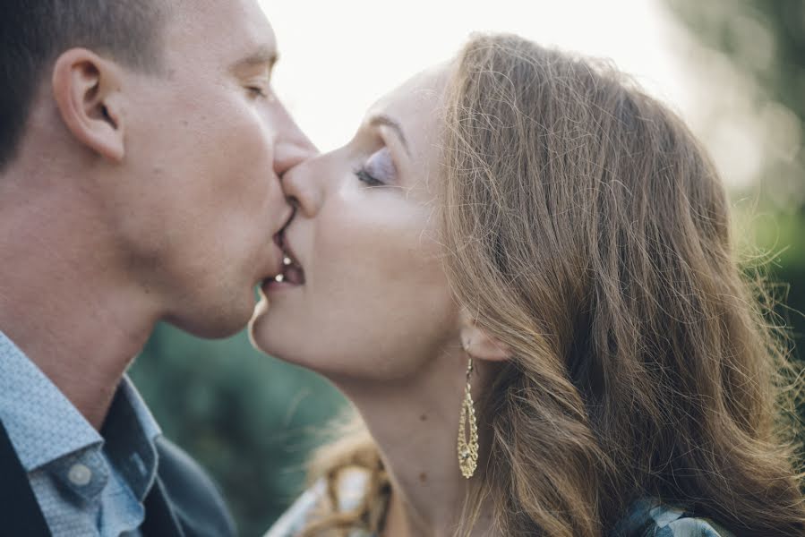 Fotógrafo de casamento Angelina Vorobeva (vorobeva). Foto de 11 de outubro 2018