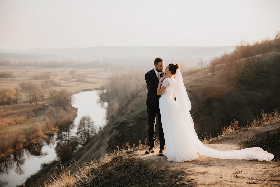 Fotógrafo de casamento Tatyana Tarasovskaya (tarasovskaya). Foto de 7 de março 2020