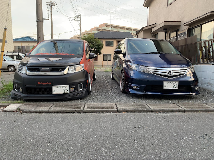 フリードスパイクのエリシオン・コラボに関するカスタム事例の投稿画像1枚目