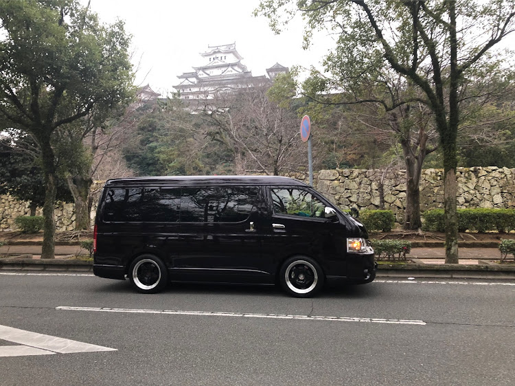 ハイエースの姫路城・ストレス発散・ドライブに関するカスタム事例の投稿画像1枚目