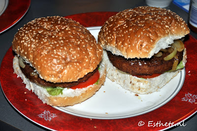 Broodje Nep-Hamburger