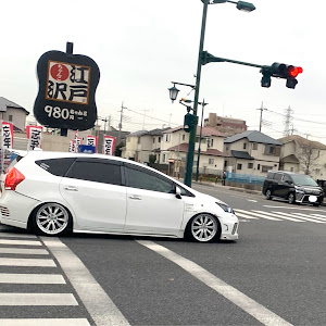 プリウスα