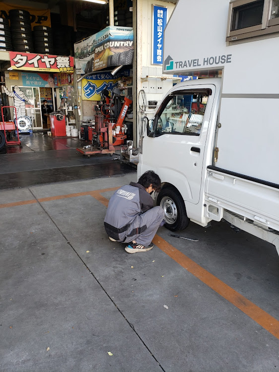 ハイゼットトラックのロードインデックス不足・いじりしっぱい・タイヤ・軽トラに関するカスタム事例の投稿画像3枚目