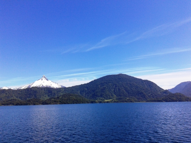 CRUCE DEL LAGO DE TODOS LOS SANTOS. PEULLA. FRUTILLAR Y LLANQUIHUE - CHILE, de Norte a Sur con desvío a Isla de Pascua (11)