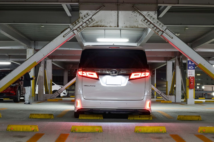 エスクァイアの大雨で被災された皆様へお見舞い申し上げます・いつもイイネ&コメントありがとうございます🙇‍♂️・撮る人を撮る・めちゃくちゃ可愛いキャンギャルに関するカスタム事例の投稿画像3枚目