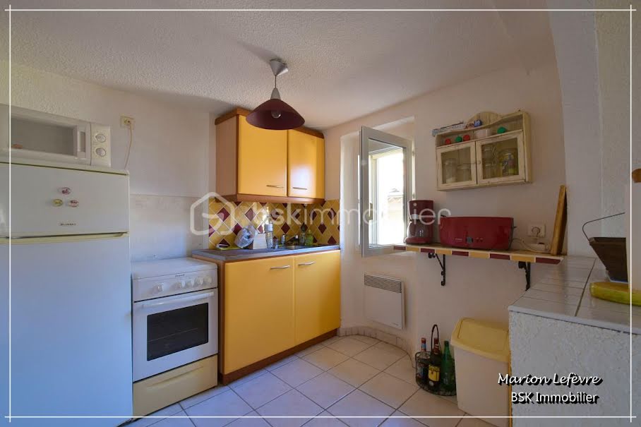 Vente appartement 3 pièces 71.1 m² à Camps-la-Source (83170), 142 000 €