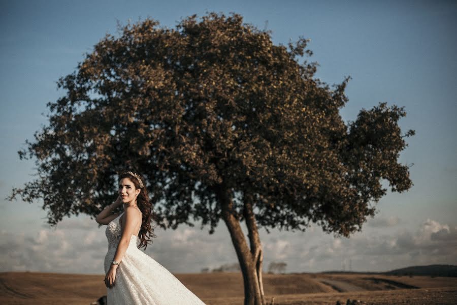 Wedding photographer Enes Özbay (ozbayfoto). Photo of 17 October 2019