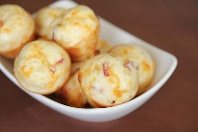 photo of a bowl of Bacon pizza puffs