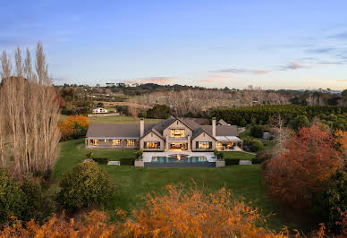 House with pool and garden 1