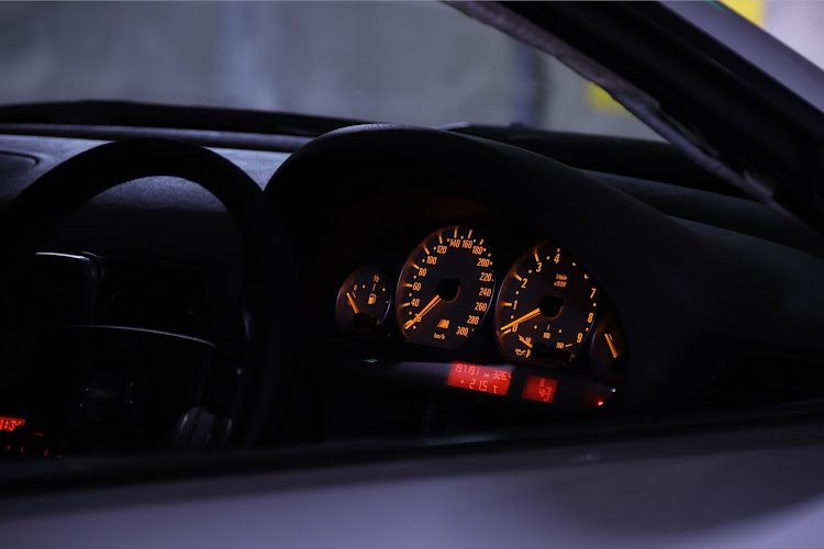 M3 クーペのE46M3・Glück-Racing・GTC01RR・RE-71RS・地下駐車場に関するカスタム事例の投稿画像3枚目