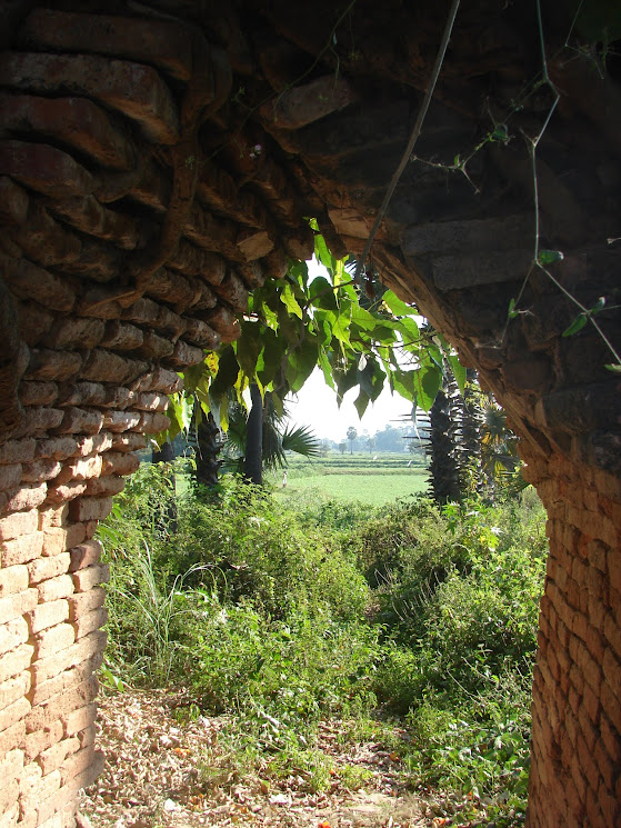 yadana sinme pagoda - inwa - ava