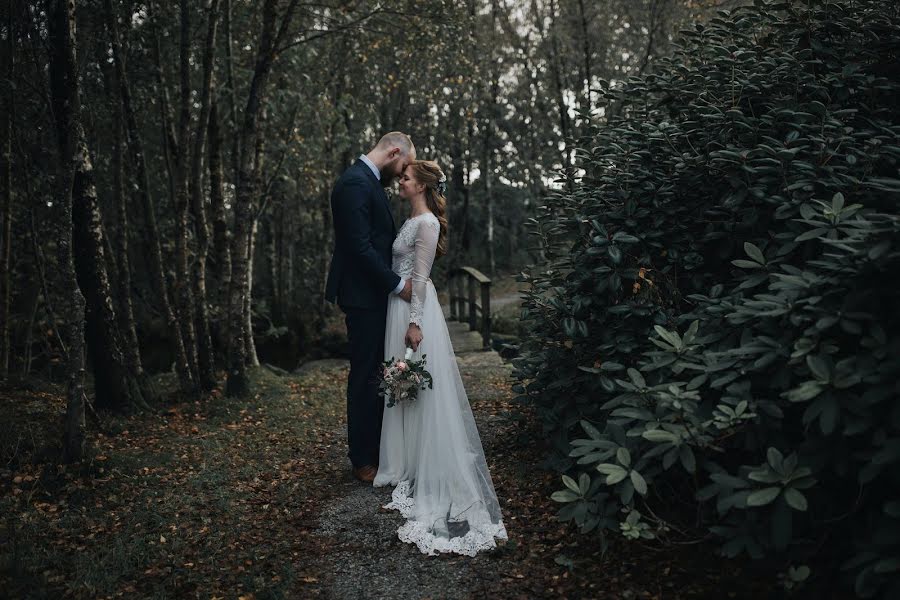 Fotografo di matrimoni Tiril Hauan (fotoforundring). Foto del 8 maggio 2019