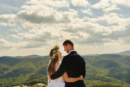 Fotografo di matrimoni Aleksandra Surman-Podrazik (surman). Foto del 1 febbraio 2023