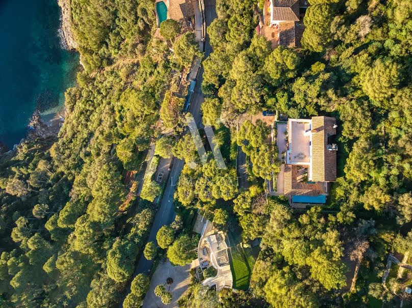 Vente villa 11 pièces 305 m² à Saint-Jean-Cap-Ferrat (06230), NaN €