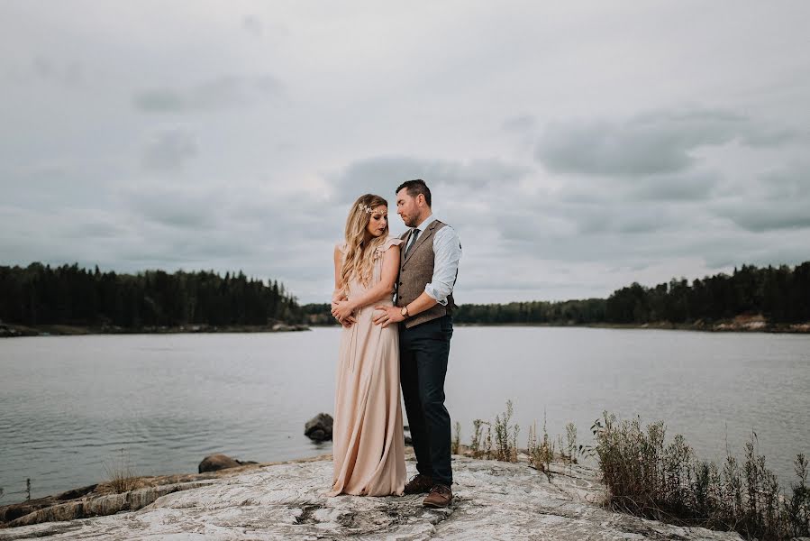 Wedding photographer Joel Boily (joelboily). Photo of 7 April 2019