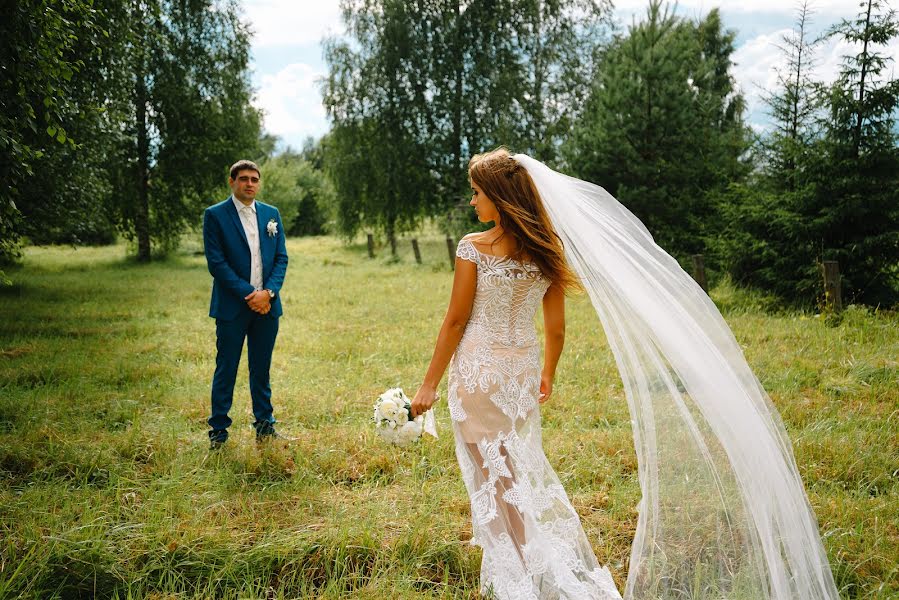 Fotógrafo de bodas Vitaliy Antonov (vitaly). Foto del 16 de octubre 2016