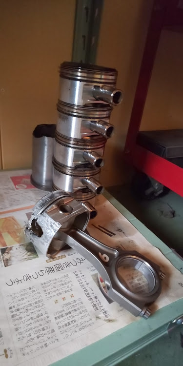 スカイライン GT-Rの年末年始の挨拶・bnr34・GT-R・260RSに関するカスタム事例の投稿画像2枚目