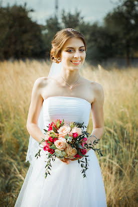 Jurufoto perkahwinan Kseniya Filonova (filonovaphoto). Foto pada 14 Oktober 2018