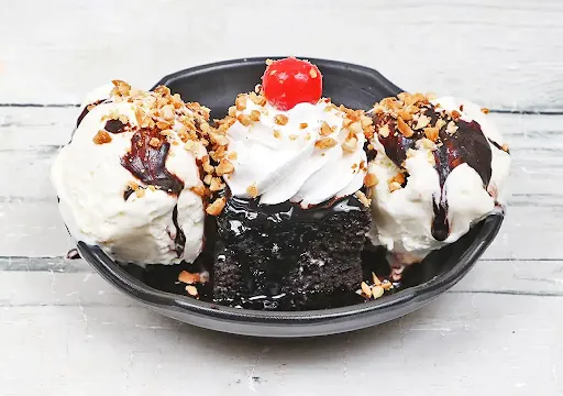 Brownie Fudge Sundae