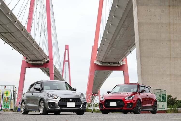 スイフトスポーツのFive color’5・素人クオリティ🤣・撮るに徹します🤭・出会いに感謝・オフ会に関するカスタム事例の投稿画像1枚目