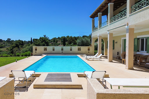 Villa 1