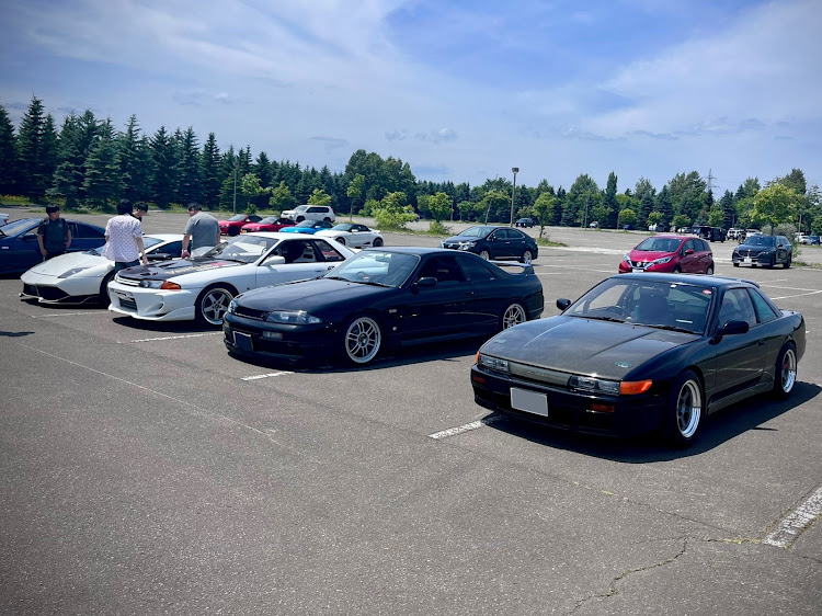 スカイラインのスカイラインクーペ・ECR33・モエレ沼公園・暑いですね・オフミーティングに関するカスタム事例の投稿画像1枚目