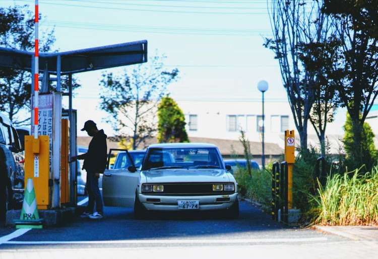 スカイラインの一眼・ヨンメリ・門司港レトロ・parking exit・欲望に満ちた中年団に関するカスタム事例の投稿画像3枚目