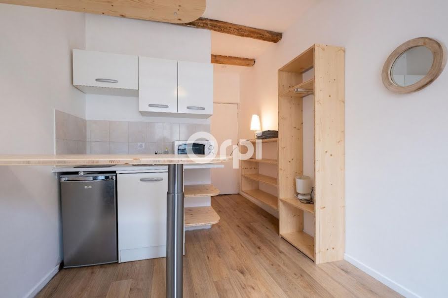 Location meublée appartement 1 pièce 14 m² à Limoges (87000), 320 €