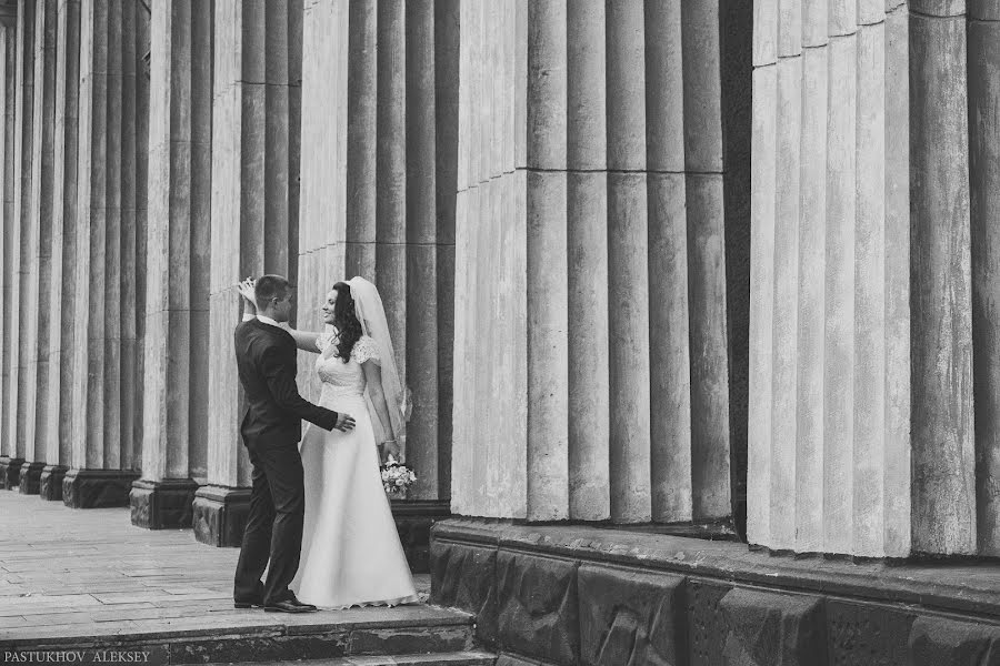 Fotógrafo de casamento Aleksey Pastukhov (pastukhov). Foto de 6 de abril 2016