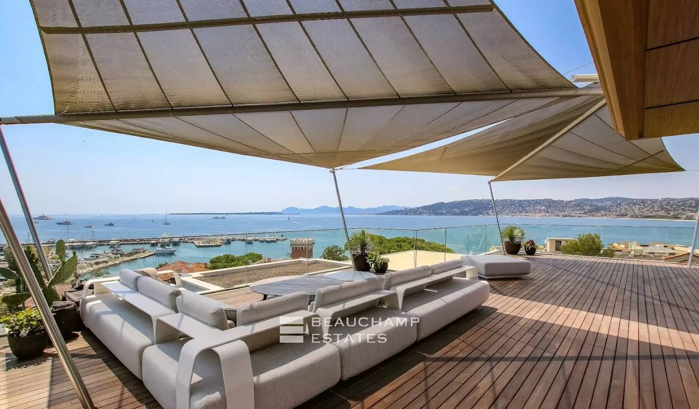 Apartment with terrace and pool Antibes