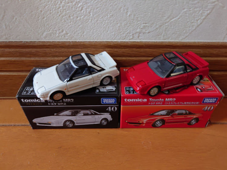 Re@heyziさんが投稿したトミカプレミアム発売記念仕様・トミカプレミアム・MR2 AW11・ハチマルヒーローに関するカスタム事例の投稿画像4枚目