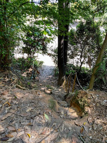 Bukit Kepayang Hill trailhead entrance 2 starting point A