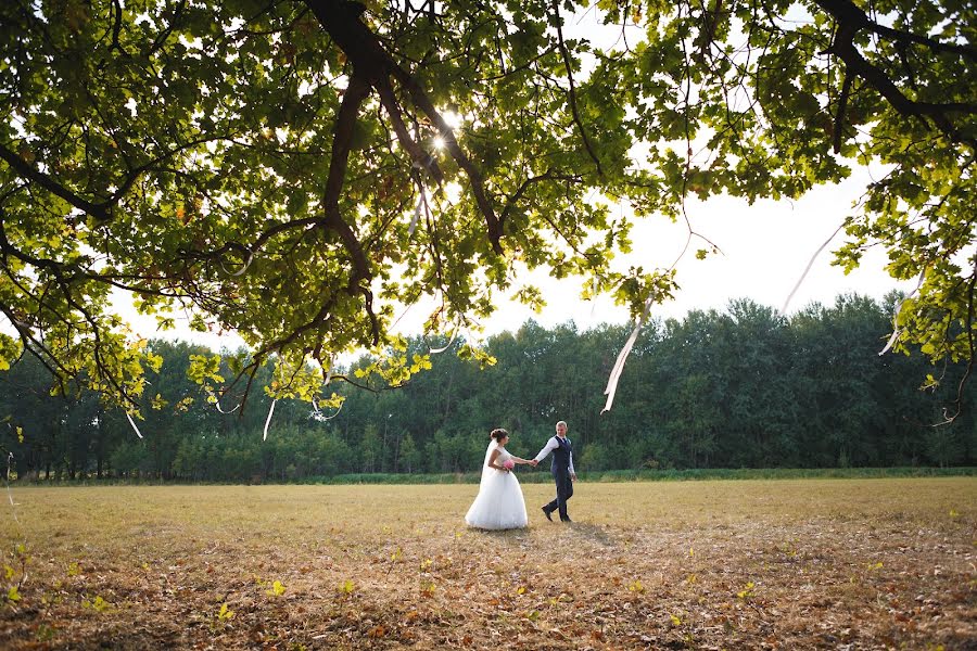 Wedding photographer Oksana Saveleva (ksusanna). Photo of 28 September 2018