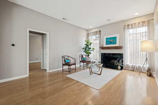 Apartment 4