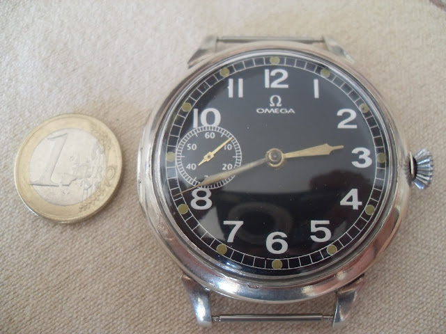 Pêche du jour : vostok amphibian tonneau et vielle OMEGA argent SDC11446