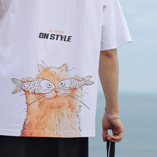 Title 5, Womens cat print bottoming shirt, a comfortabl...
