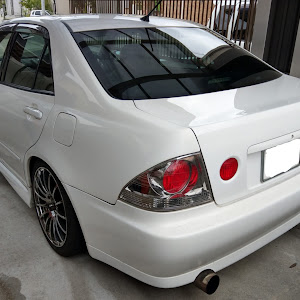 アルテッツァ SXE10