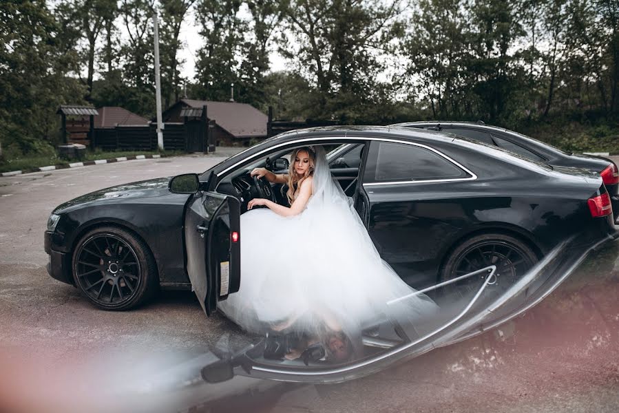 Wedding photographer Iren Bondar (bondariren). Photo of 11 June 2019