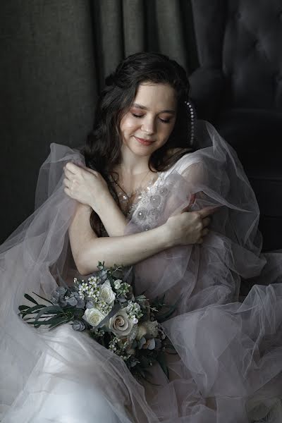 Fotógrafo de casamento Nina Zverkova (ninazverkova). Foto de 13 de abril 2021