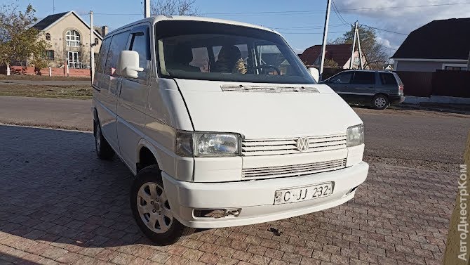 продам авто Volkswagen Caravelle  фото 1