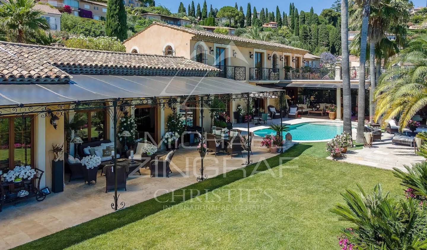 Villa with pool and terrace Mougins