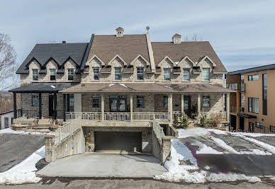 Maison avec terrasse 1